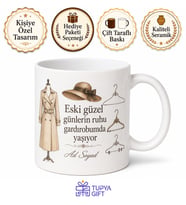 Vintage Giyinenlere Eski Dönem Modası İkinci El Şıklık Vintage Kıyafetler Kupa Hediye