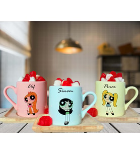 Power Puff Girls Arkadaş Tasarımlı Pembe-Yeşil-Sarı Ahşap Tabaklı Kişiye Özel Türk Kahvesi Fincanı Seti