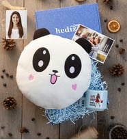Kişiye Özel Karikatürlü Cute But Virgo Başak Burcu Hediye Kutusu - Kişiye Özel T Pastel Kupa, Peluş Yastık, Fotoğraf 1 Adet Doğum Günü Hediyesi