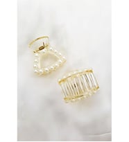2 ADET ÜÇGEN KÜÇÜK BOY İNCİLİ MANDAL TOKA 3,5 CM.
