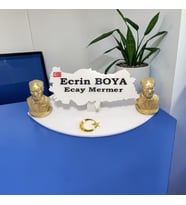 Doğal Beyaz Mermer İsimlik Çift Atatürk ve Gold Ay Yıldız'lı