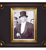 Altın Varaklı Çerçeveli Paspartulu Atatürk Tablo nl02A249 (Gold)