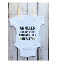 Anneanneler Herşeyi Bilir