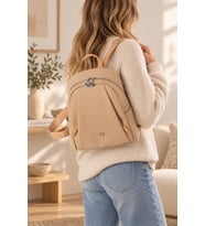 Krem 6026 Orijinal Just Polo Kadin 9 Bolmeli Orta Boy Sirt Cantasi 31x29 Cm