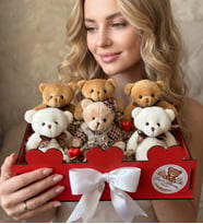 Bearbloom Premium Ahşap Kalpli  Kasada Peluş Ayıcık Buketi - No17