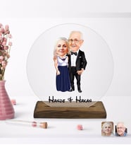 BK Gift Kişiye Özel Dede ve Büyükanne Karikatürlü Yuvarlak Ahşap Standlı Biblo-1