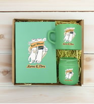 BK Gift Kişiye Özel İsimli DTF Best Friend Temalı Yeşil Defter & Kahve Fincanı & Mum Hediye Seti-4, Arkadaşa Hediye, Doğum Günü Hediyesi