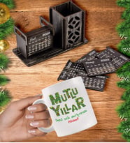 Kişiye Özel Yılbaşı Tasarımlı Kupa Ve Ahşap Takvim Seti (Model 1)