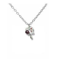 Red Drip Heart Unisex Kolye – Aşkın Damlaları Boynunuzda (Gümüş)