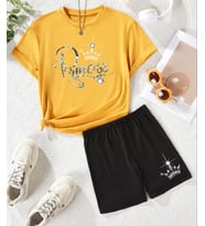 AMOR MAN ÖZEL TASARIM SİLVER PRENCESS BASKILI PAMUK OVERSİZE KADIN T-SHIRT ŞORT TAKIMI (Sarı)