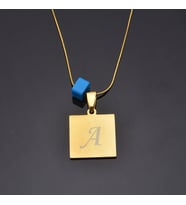 Kare Design Harfli Kadın Kolye Çelik Takı Hediyelik Aksesuar