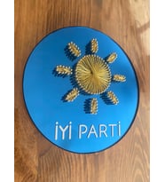 Tabaklı Çivi İşlemeli Parti Logosu