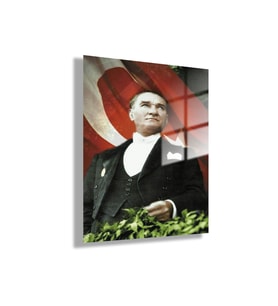 Cam Tablo Türk Bayraklı Atatürk Portresi