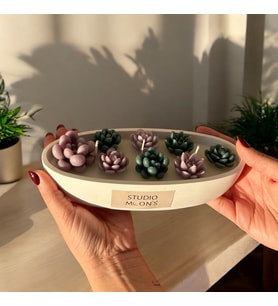 Studio Moon's Lavanta Kokulu Lila Bahçe Sandal Mum
