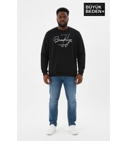 Erkek Büyük Beden El Yazılı Brooklyn Baskılı Bisiklet Yaka İnce Sweatshirt SPR26BSW956-6 (Siyah)