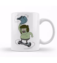 Regular Show Muscle Man Spinning On A Hoverboard Kupa Bardak Porselen