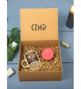 Koç Burcu Kişiye Özel İsimli Kupa & Kırmızı %100 Soya Wax Kokulu Mum Seti  Özel Kutulu
