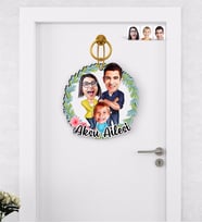 BK Gift Kişiye Özel Aile Karikatürlü Ahşap Kapı Süsü-1