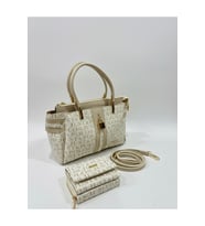 Kadın Lüks El & Omuz Çantası Gold Detaylı Özel Tasarım Çanta Ve Uyumlu Cüzdan 22x28 cm (STD)