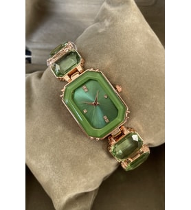 Siyah Saat Kutulu Taşlı Rose Gold Yeşil Metal Kordon Kadın Kol Saati Zarif Yılbaşı İçin Hediye Sevgiliye Eşe Kadına Hanıma Doğum Günü Yıl Dönümü Sürpriz Hediye Ablaya Anneye Teyzeye Halaya Kız Kardeşe Çocuğa