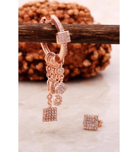Kare Model Taşlı Rose Gümüş Kombin Şans Küpe 5467