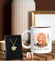 BK Gift Kişiye Özel Anneler Günü Karikatürlü Beyaz Kupa ve Papatya Kolye Hediye Seti, Anneler Günü Hediyeleri, Anneye Hediye-1