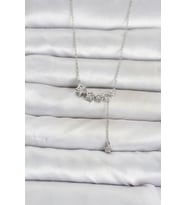 Pirinç Gümüş Renk Minimal Sallantılı Yıldız Model Kadın Kolye TJ-BKO11121