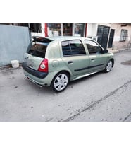 renault clio 2 marşpiyel takımı ( spor model ) plastik
