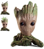Galaksinin Koruyucuları Baby Groot Figür Elleri Çenesinde Saksı Kalemlik PLA Büyük 15 Cm