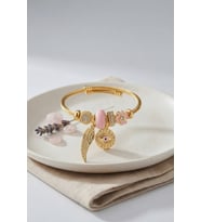 Pembe Göz Model Gold Renk Charmlı Bileklik TJ-BB8679
