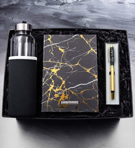Kişiye Özel Siyah Mermer Desen Defter & Kutulu Gold Roller Kalem & Özel Kılıflı 500Ml Su Matarası Hediye Setleri