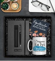 Öğretmenler Gününe Özel Tasarım Kupa & Kişiye Özel Defter & Deri Kılıflı Touch Pen Kalem Hediye Seti (Mavi)