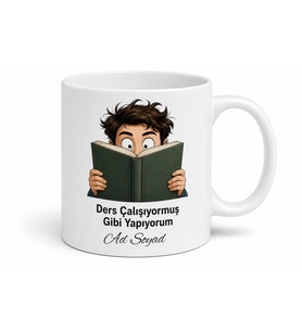 Ders Çalışıyormuş Gibi Yapanlara Kitap Kapağı Bakışmalı Kupa Hediye Bardak