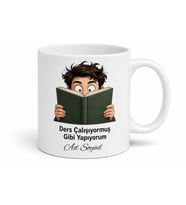 Ders Çalışıyormuş Gibi Yapanlara Kitap Kapağı Bakışmalı Kupa Hediye Bardak