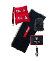 Tofaş Torpido Üstü Uzun Tüylü Siyah Peluş Örtü & Kırmızı Polar Boyun Yastık & Oto Aksesuar