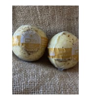 El Yapımı Papatya Kokulu 2 Adet Banyo Topu (2X100G)
