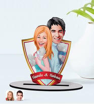 BK Gift Kişiye Özel İsimli Sevgililer Karikatürlü Ahşap Biblo Model-87
