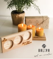 Baliva Ahşap Özel İsimli Altlık + Vivaldi 3'lü Doğal Bal Mumu Seti