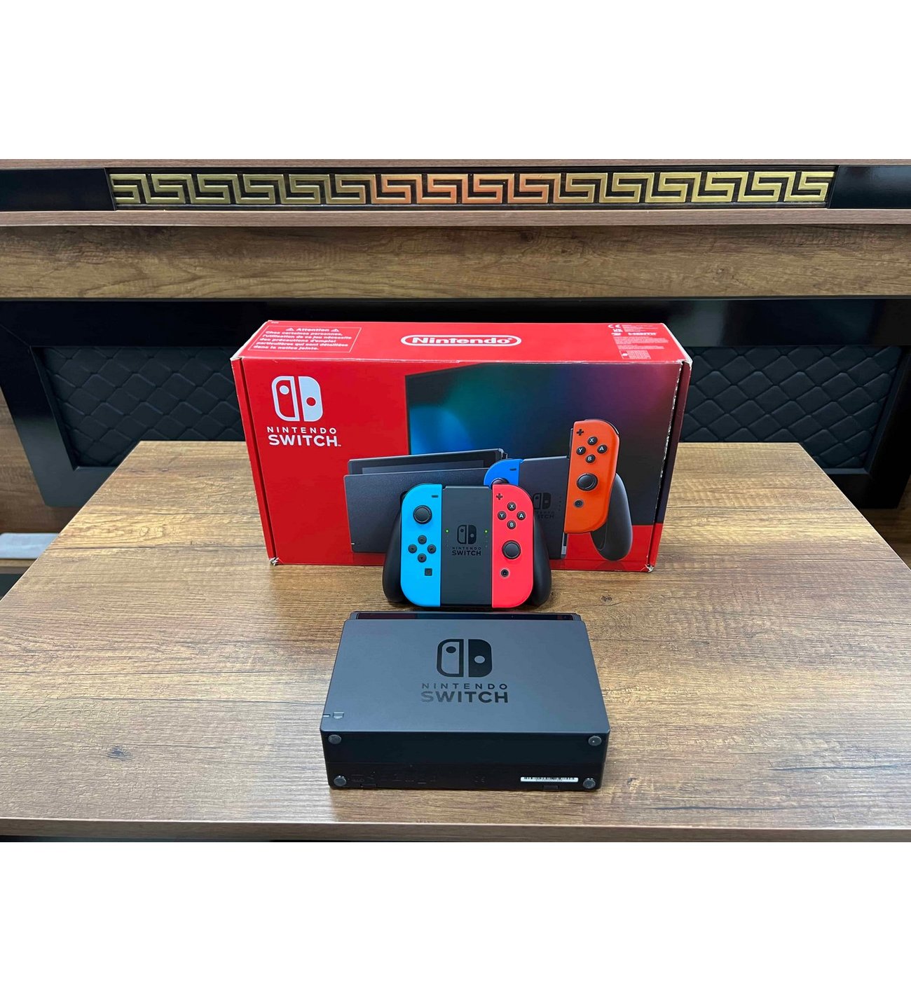 Nintendo Switch Kutulu 32 GB (İKİNCİ EL)