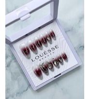 Louésse Crimson Stardust Takma Tırnak 12’li Bordo Ombre Simli Taşlı Gece Şıklığı Nail Set