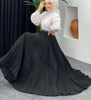 KIRIŞIK MODELLİ LÜKS MODA ETEK (Siyah)