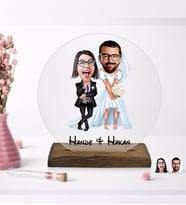 BK Gift Kişiye Özel Sevgililer Karikatürlü Yuvarlak Ahşap Standlı Biblo-16