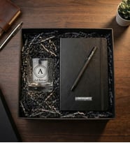 Kişiye Özel Cam Bardak & Kişiye Özel Defter & Kişiye Özel Kalem Hediye Seti (Siyah)