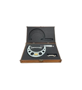 Mekanik Dış Çap Mikrometre 125-150 mm U Model 0,01 mm