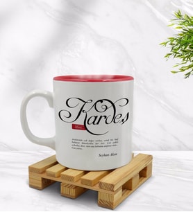 BK Gift Kişiye Özel Mânâ Kardeş Tasarımlı İçi Kırmızı Renkli Kupa Bardak Model 1