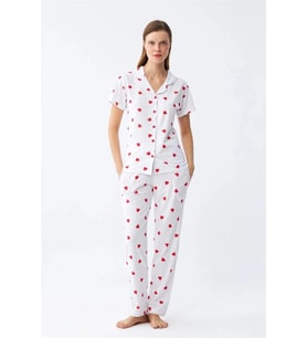 Giyim Kadın Beyaz Kırmızı Kalpli Önden Düğmeli Pijama Takımı