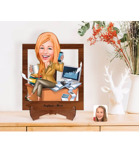 BK Gift Kişiye Özel Kadın Muhasebeci Karikatürlü Ahşap Standlı 3D Biblo-1 (Beyaz)