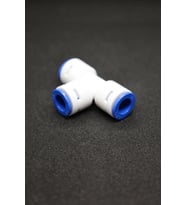 6mm quıck x 6mm orta çubuk x 6mm quıck T Bağlantı