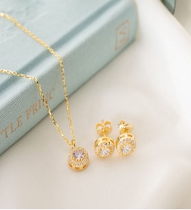 925 Ayar Gümüş Ekim Ayı Doğum Taşı ( Pink Tourmaline ) Kolye - Küpe Seti