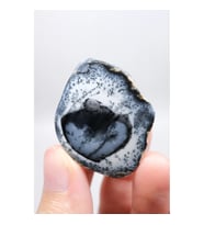 Mistik Dendritik Opal Derin Mavi ve Kar Beyazı Merlinit, 29g